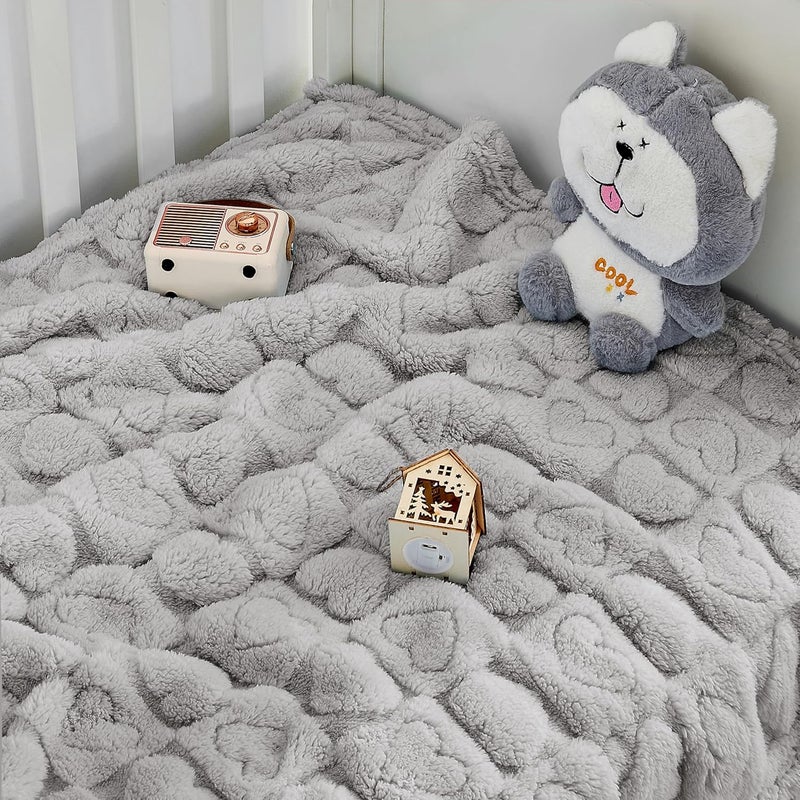 Yurhap Fleece Baby Blanket Heart Checkered, Ultra Soft Cozy Baby Blankets for Boys Girls, Fluffy Infant Toddler Newborn Receiving Gifts for Crib Stroller 30"x40" (Silver Grey) - Image 4
